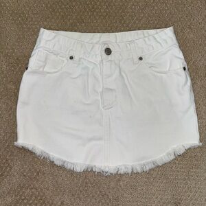 Forever 21 White Frayed Mini Skirt
